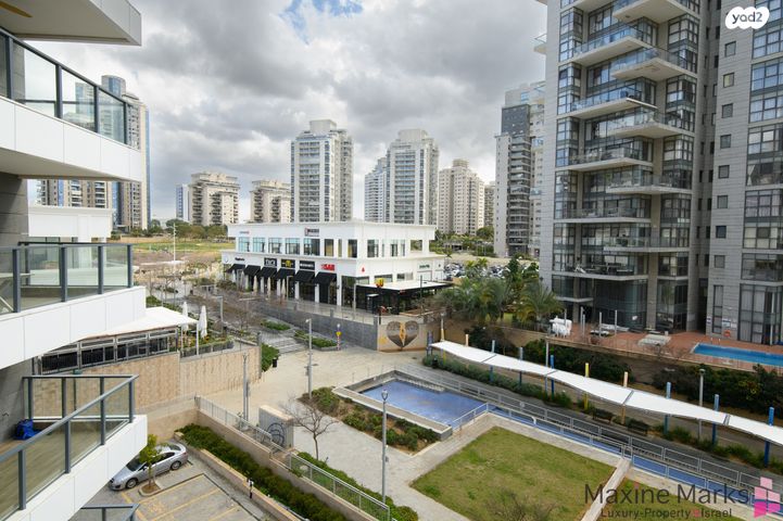 דירה, נתן יונתן, עיר ימים, נתניה