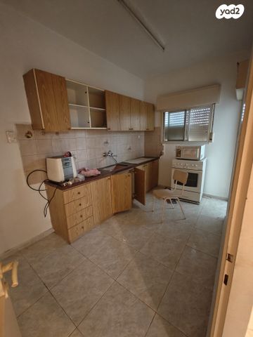 דירה, דוד אלעזר, עיר, מרכז העיר, נהריה