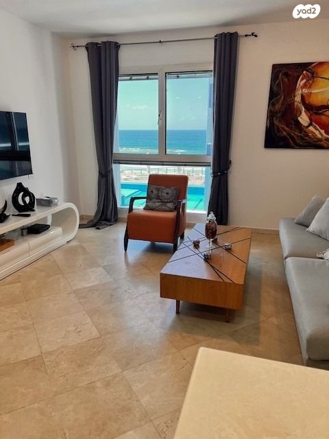 דירה, רציף הרברט סמואל, כרם התימנים, תל אביב יפו