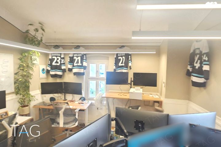 משרדים, אלוף אלברט מנדלר אברהם, תל אביב יפו