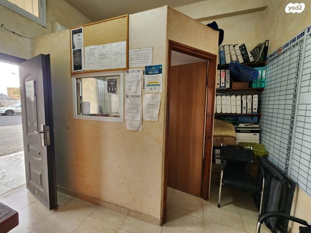 חנויות/ שטח מסחרי, דרך השלום, שכונה ג', באר שבע