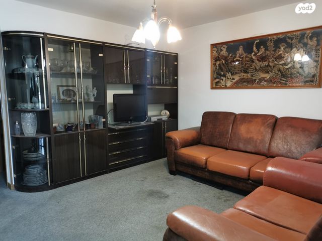 בית פרטי/ קוטג', אנדה עמיר פינקרפלד 25, נווה מנחם, באר שבע