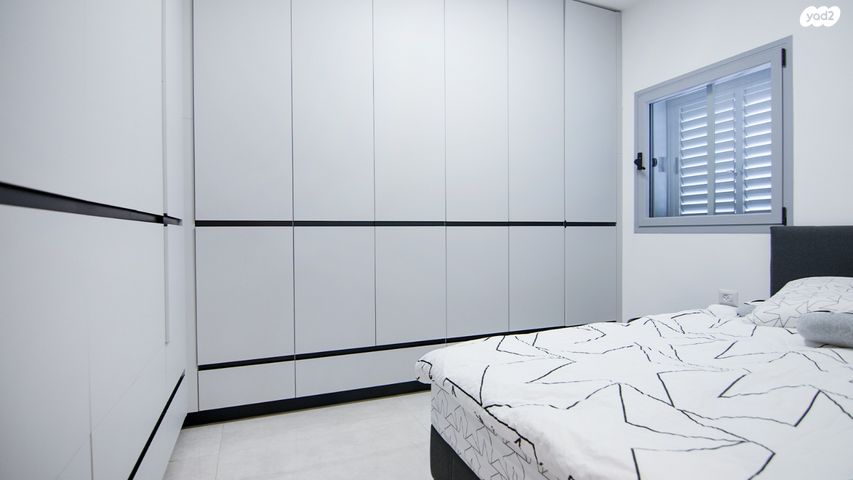 דירה, יוסף בורג, באר שבע