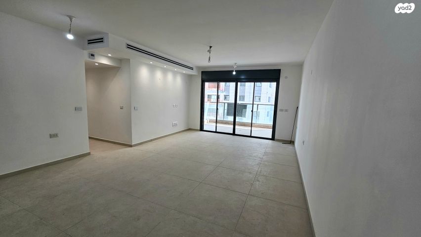 דירה, הגפן, קרית מלאכי