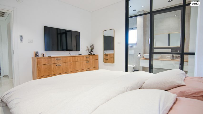 דירה, יוסף בורג, באר שבע