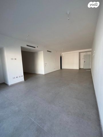 דירה, בארי, צפון מזרח מרכז העיר, נתניה