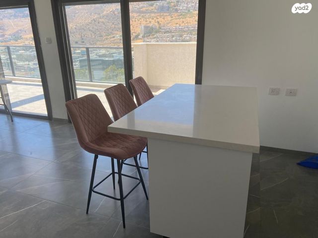 גג/ פנטהאוז, טבור הארץ, קרית שמואל, טבריה