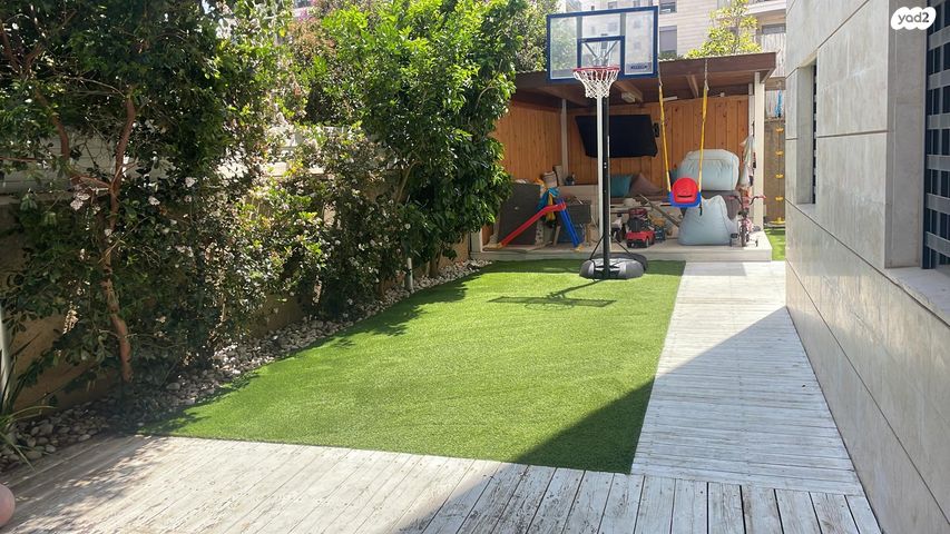 דירת גן, שביל התפוזים 3, קדימה צורן