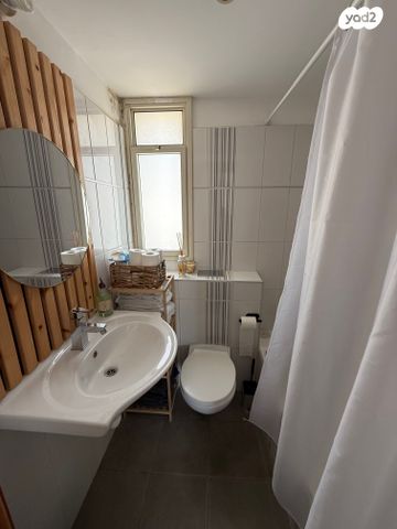 דירה, מרכז דרום, רעננה