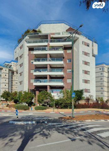 גג/ פנטהאוז, שדרות המעפילים, ארגמן, נס ציונה