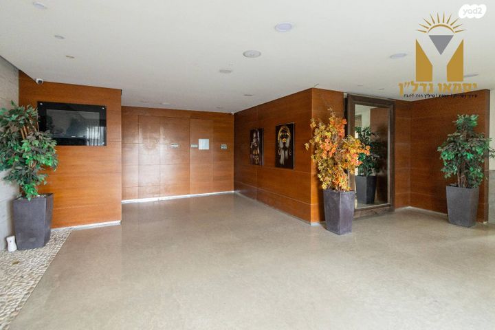 דירה, מרדכי בן דרור, נווה דקלים, פתח תקווה