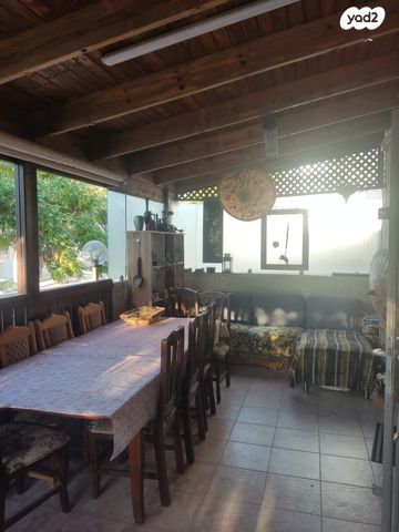 דירת גן, דוד ניב, פסגת זאב, ירושלים