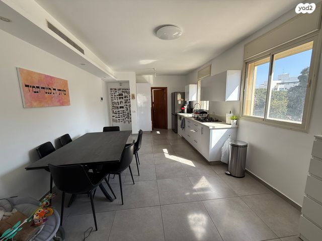 דירה, מרכז דרום, רעננה