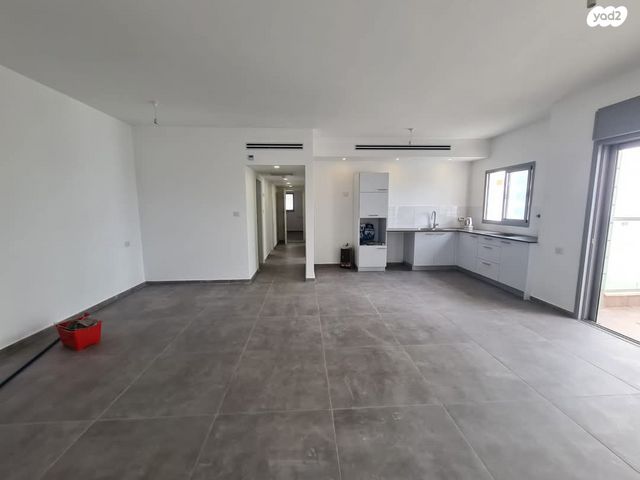 דירה, אריאל שרון, נווה שרון / שער העיר, נתיבות