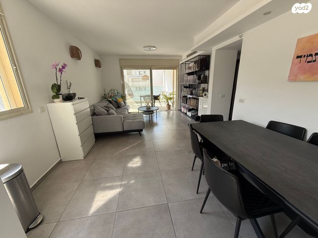 דירה, מרכז דרום, רעננה