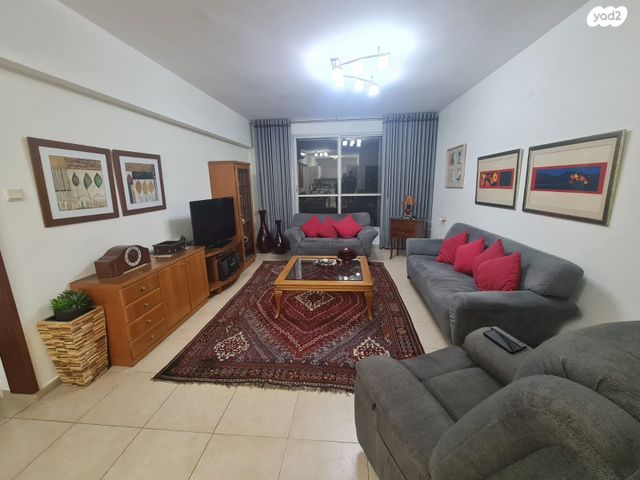 דירה, וולפסון, עיר, מרכז העיר, נהריה