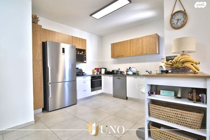 דירה, נעמי שמר 10, גלי ים, קרית ים