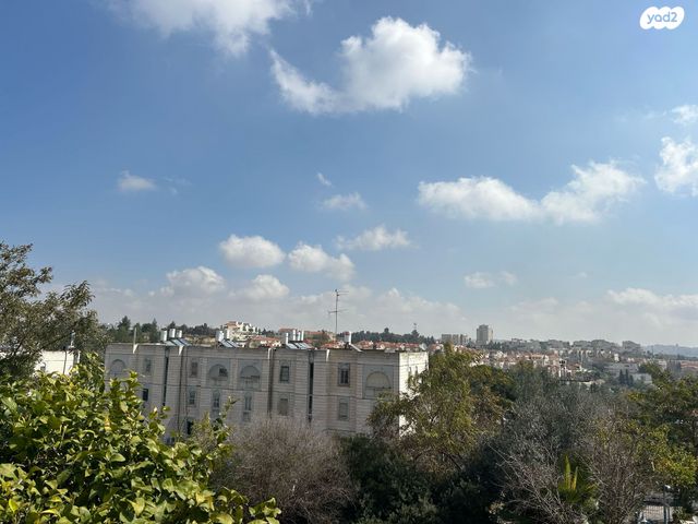 דירת גן, התאנה, המכבים, גבעת זאב