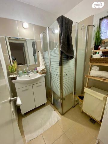 דירה, אברהם שטרן, קרית היובל, ירושלים