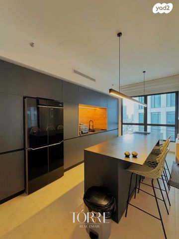 דירה, דרך מנחם בגין 158, תל אביב יפו