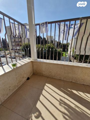 דירה, וייצמן, עיר, מרכז העיר, נהריה