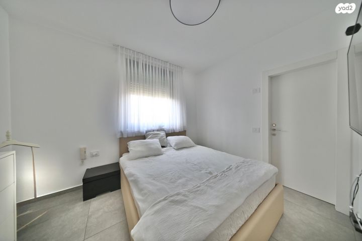 דירה, מיכאל סיטרמן, נחלת יהודה, ראשון לציון