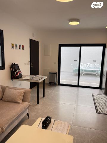 דירת גן, פוריה עילית, פוריה עילית