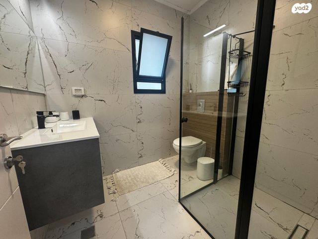 דירת גן, פוריה עילית, פוריה עילית