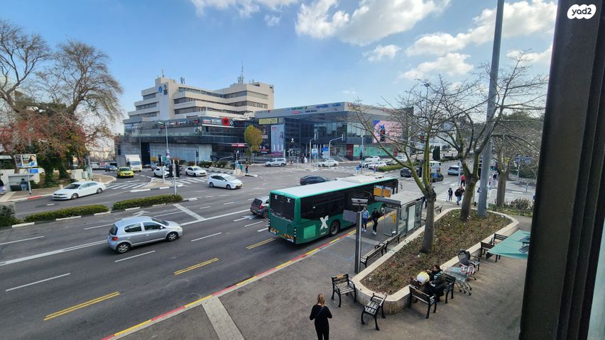 בניין משרדים, חורב, אחוזה, חיפה