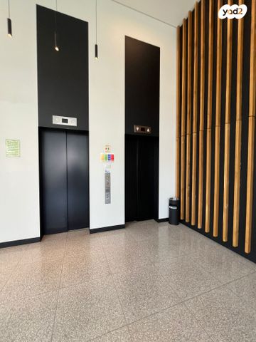 משרדים, ישראל פוקס 7, פתח תקווה