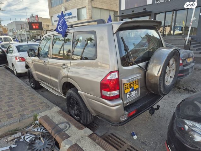 מיצובישי פג'רו