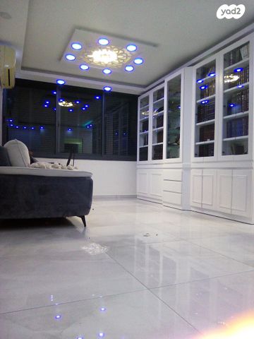 הרב אונטרמן 8