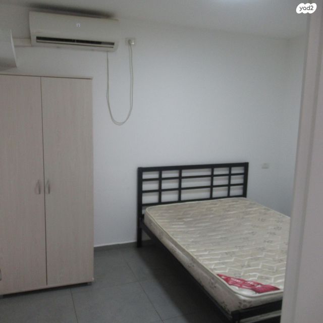 דירה, ש"י עגנון 5, צור שלום, קרית ביאליק