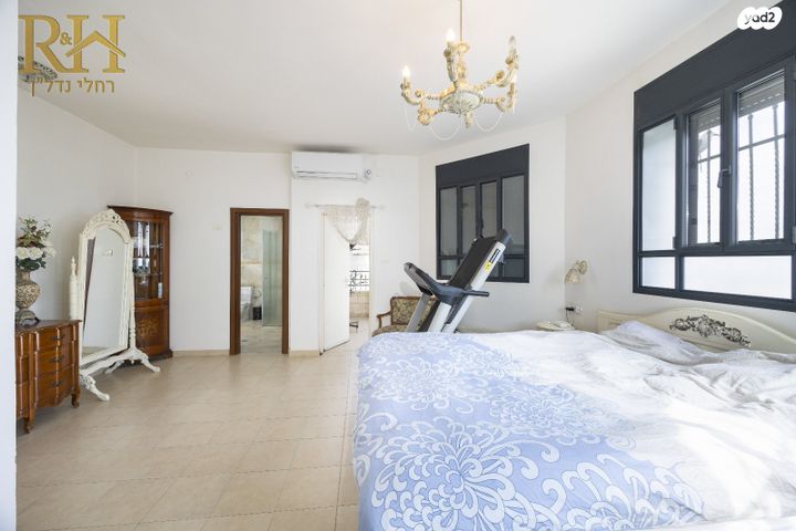 בית פרטי/ קוטג', גבעת זאב