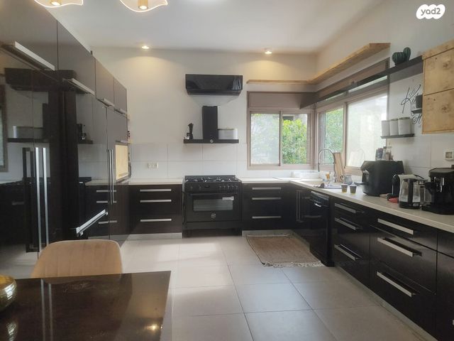 בית פרטי/ קוטג', מגדל