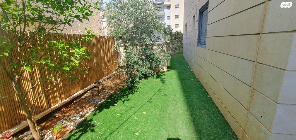 דירת גן, שדרות בן גוריון 27, ראש העין