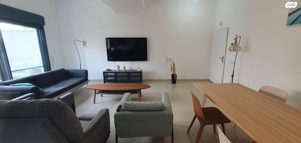 דירת גן, שדרות בן גוריון 27, ראש העין