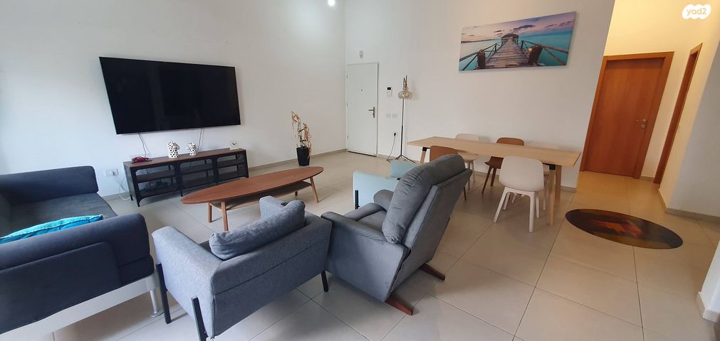 דירת גן, שדרות בן גוריון 27, ראש העין