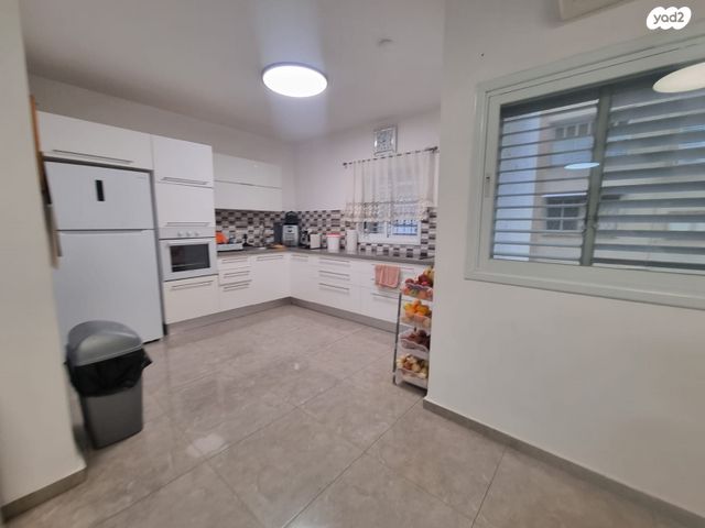 דירה, א.ד. גורדון, נתניה