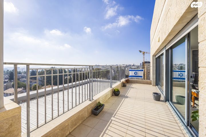 גג/ פנטהאוז, שדרות הרצל 104, בית הכרם, רמת בית הכרם, ירושלים