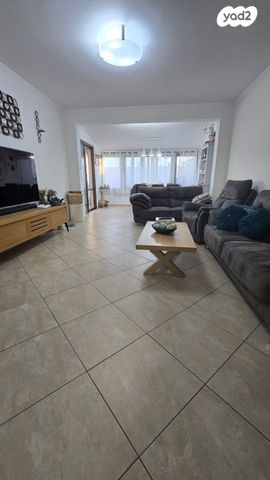 דירת גן, יצחק רבין, צפת