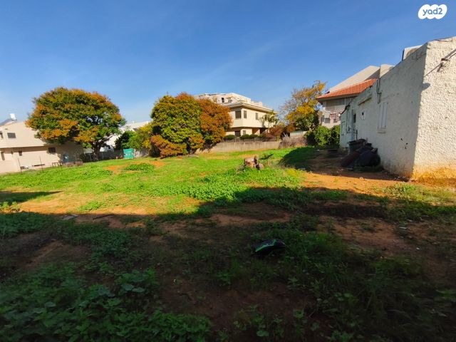 בית פרטי/ קוטג', פרדסיה