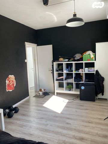 טריפלקס, דוגית, דרום מערב ותיק, בת ים