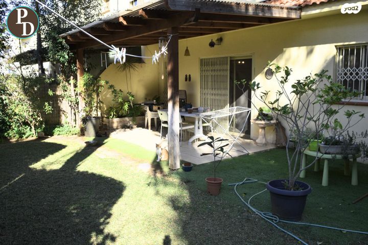 דו משפחתי, כפר יונה