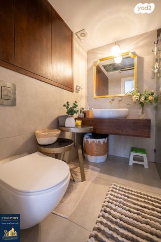 גג/ פנטהאוז, פסגת אונו, קרית אונו