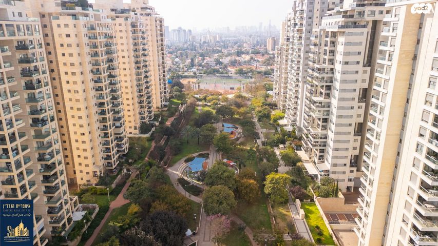 גג/ פנטהאוז, פסגת אונו, קרית אונו