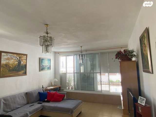 רמז, מערב ותיק