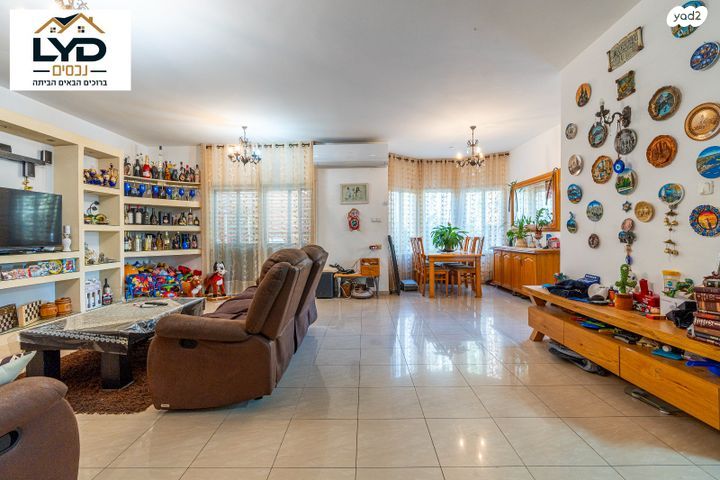 בית פרטי/ קוטג', הרימונים 5, בית אליעזר, חדרה