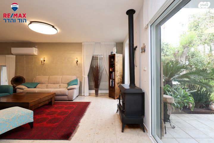 בית פרטי/ קוטג', הדר, הוד השרון