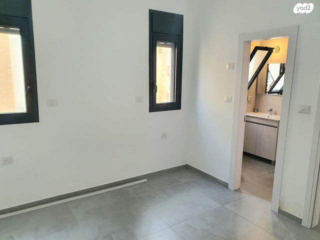 דירה, ישראל זנגוויל 33, נתניה